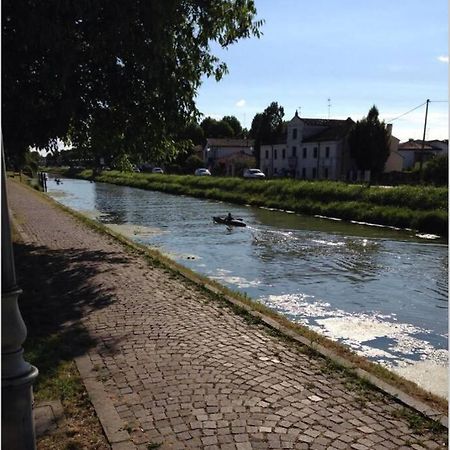 Barchessa Ca' Leon Sul Naviglio Del Brenta Vila Mira Exterior foto