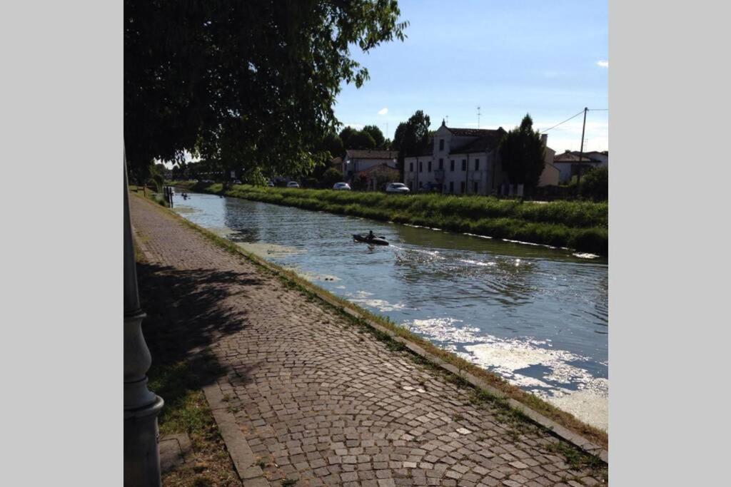 Barchessa Ca' Leon Sul Naviglio Del Brenta Vila Mira Exterior foto